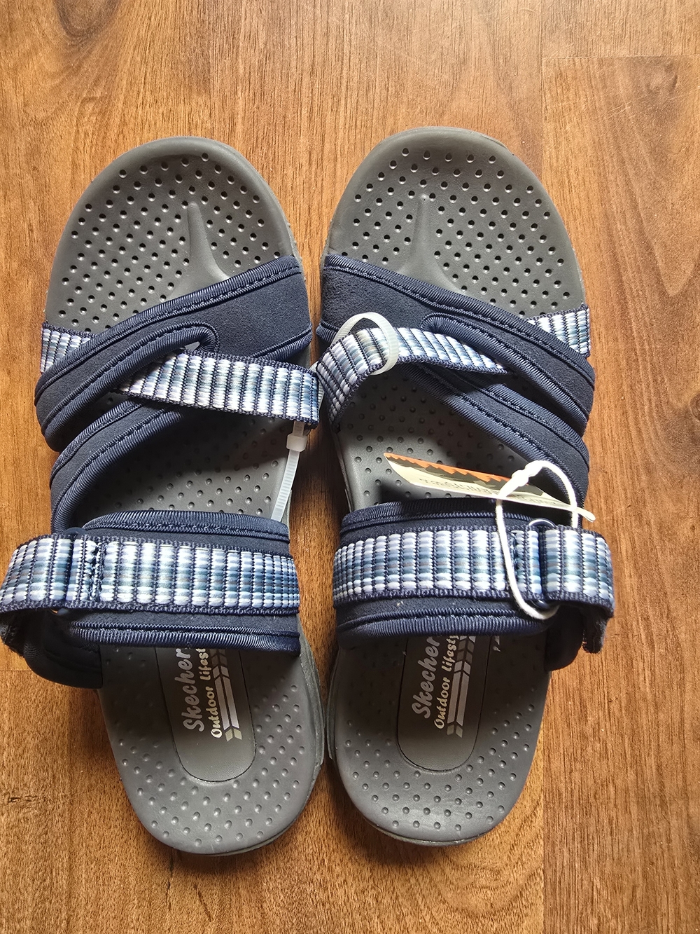 Skechers Womens Navy Blue Adjustable Strap Sandals Size 6